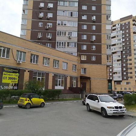 Tz Ostrov Apartment Tyumen Exterior photo